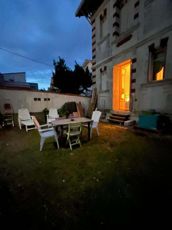 Chambre Sur La Falaise De Pontaillac วูซ์-ซัวร์-แมร์ ภายนอก รูปภาพ